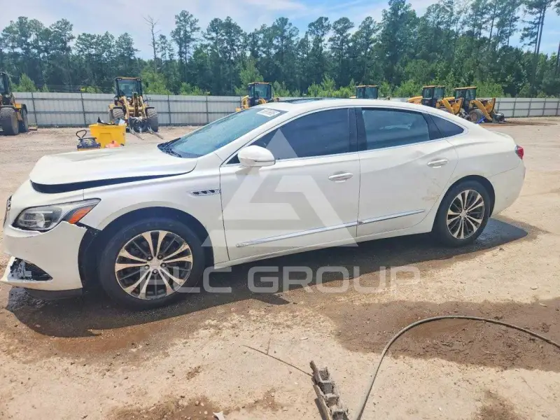 2017 Buick LACROSSE фото