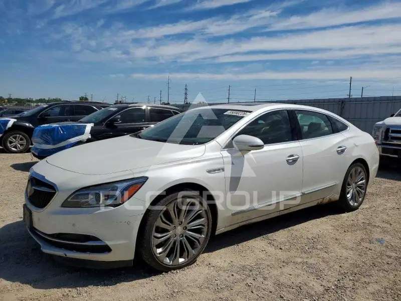 2017 Buick LACROSSE photo
