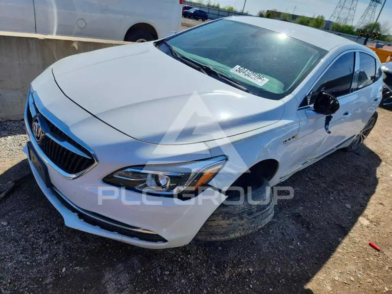 2017 Buick LACROSSE фото