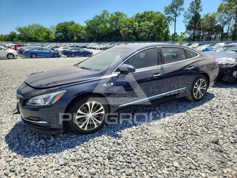 2017 Buick LACROSSE photo