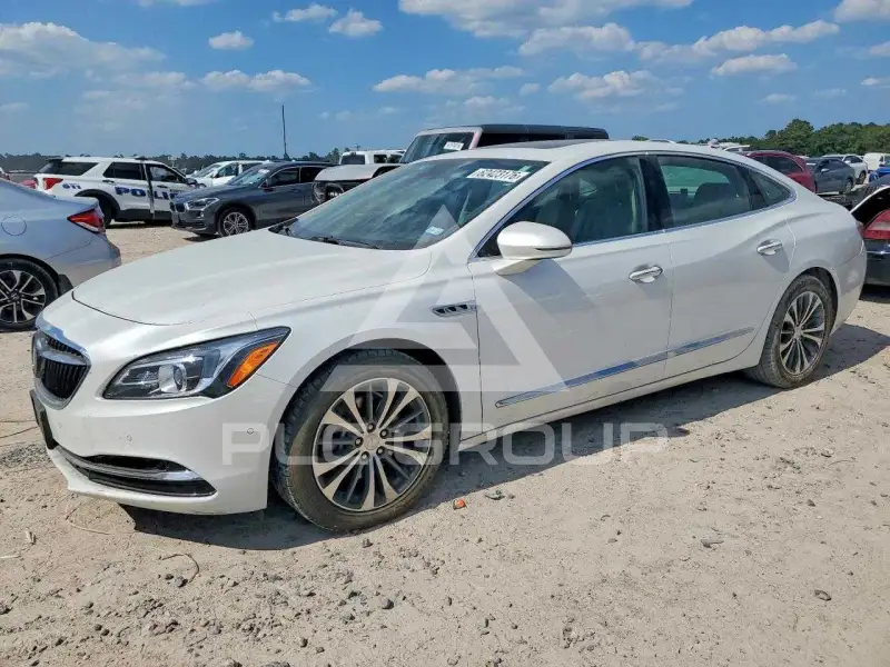 2017 Buick LACROSSE фото