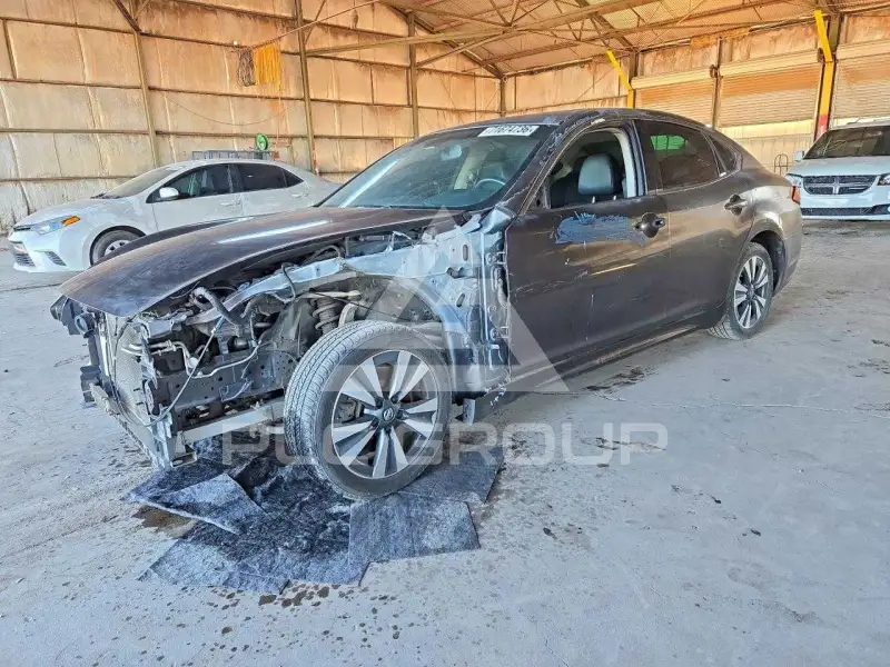 2017 Infinity Q70 фото