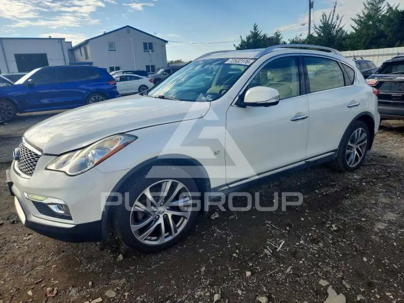 2017 Infinity QX50 photo