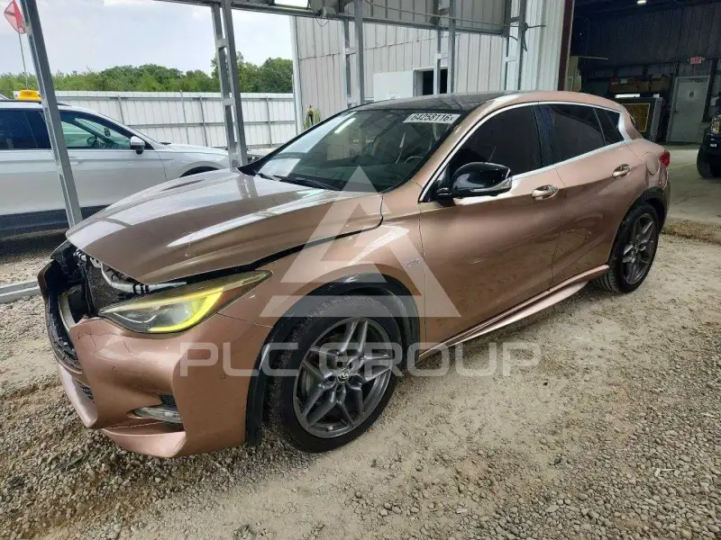 2017 Infinity QX30 фото