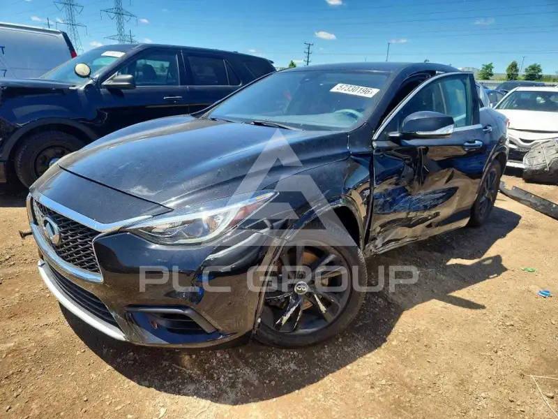 2017 Infinity QX30 фото