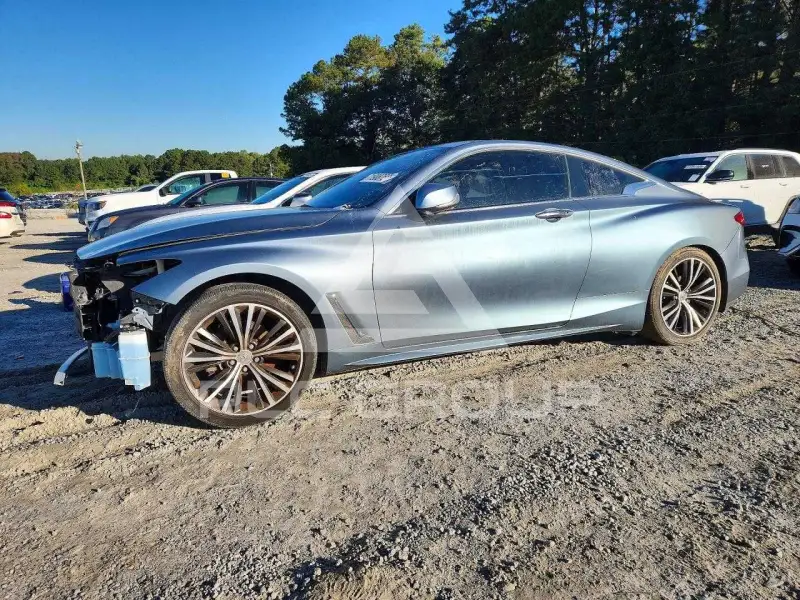 2017 Infinity Q60 photo