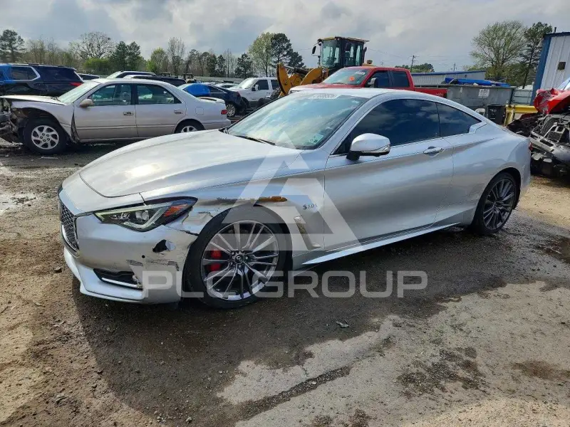 2017 Infinity Q60 photo