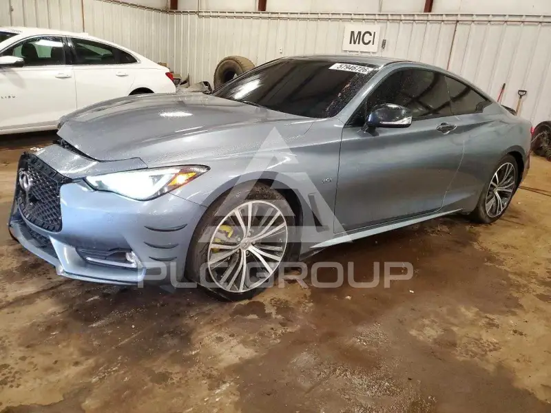 2017 Infinity Q60 photo