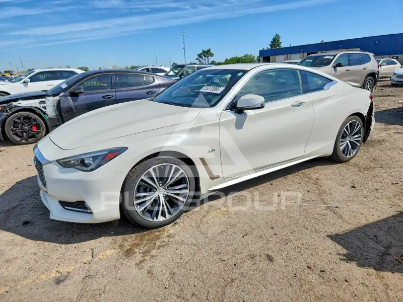 2017 Infinity Q60 photo