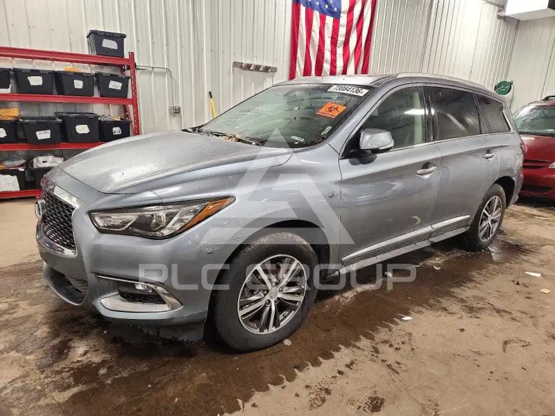 2017 Infinity QX60 photo