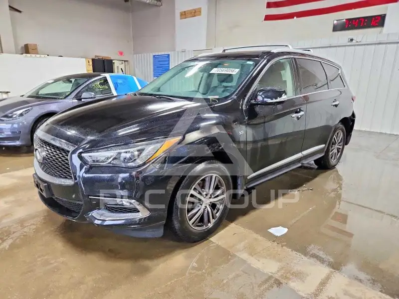 2017 Infinity QX60 photo