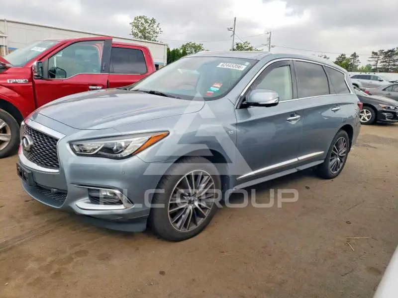 2017 Infinity QX60 photo