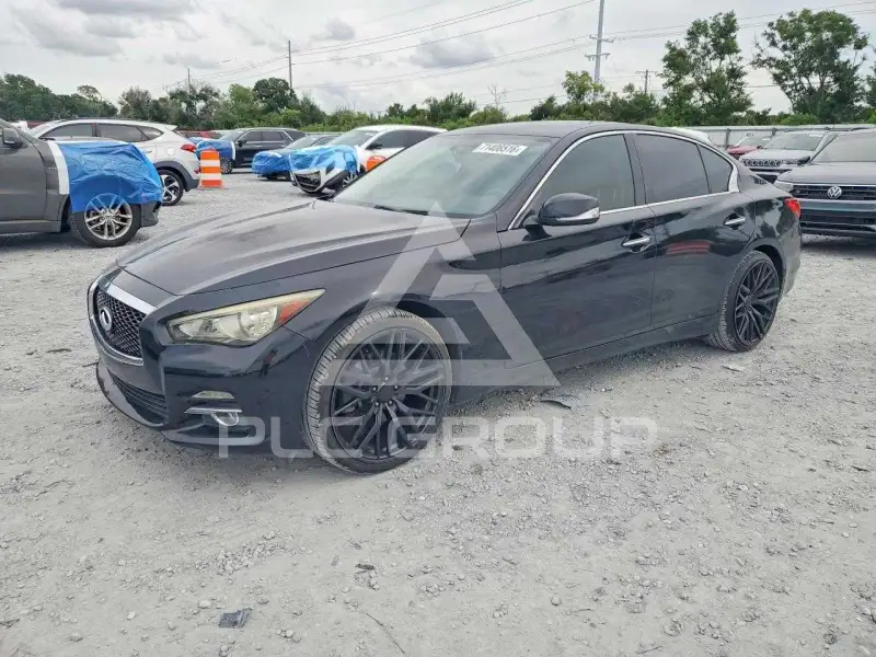 2017 Infinity Q50 фото