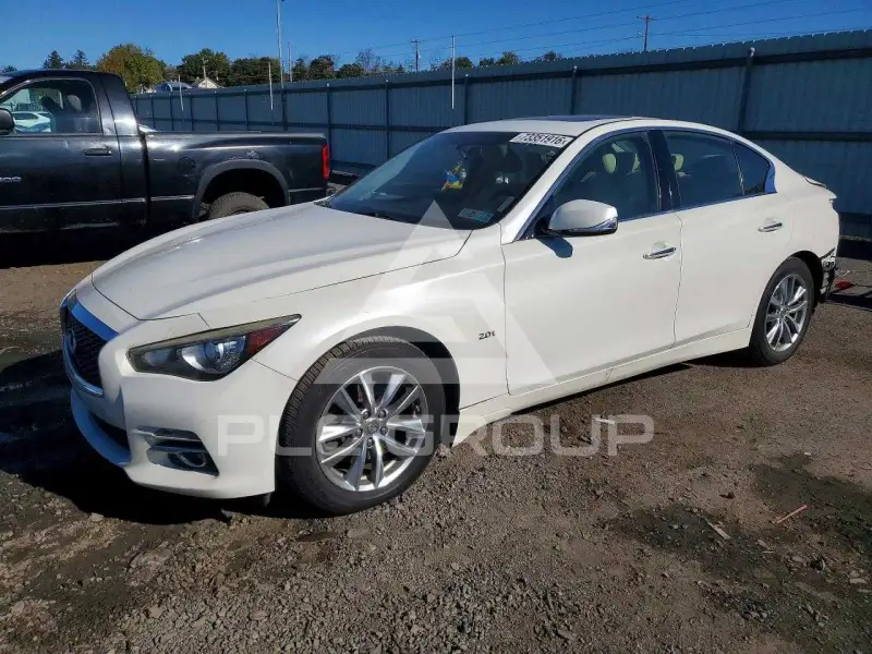 2017 Infinity Q50 фото