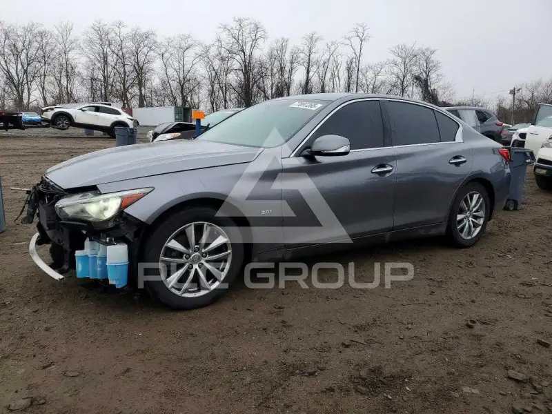2017 Infinity Q50 фото