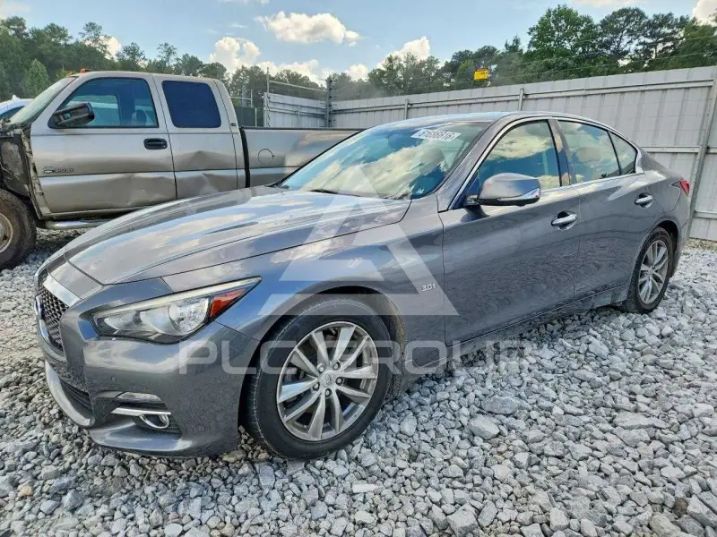 2017 Infinity Q50 фото