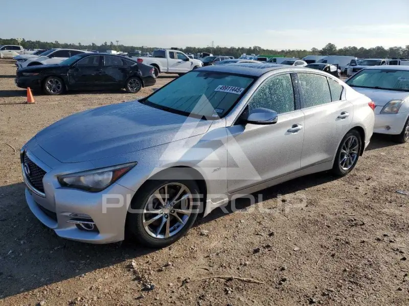 2017 Infinity Q50 фото