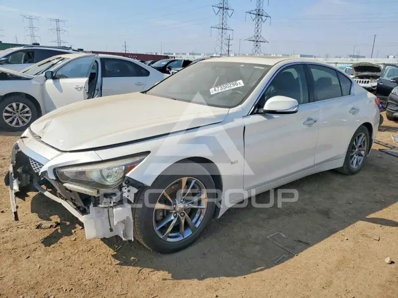 2017 Infinity Q50 фото
