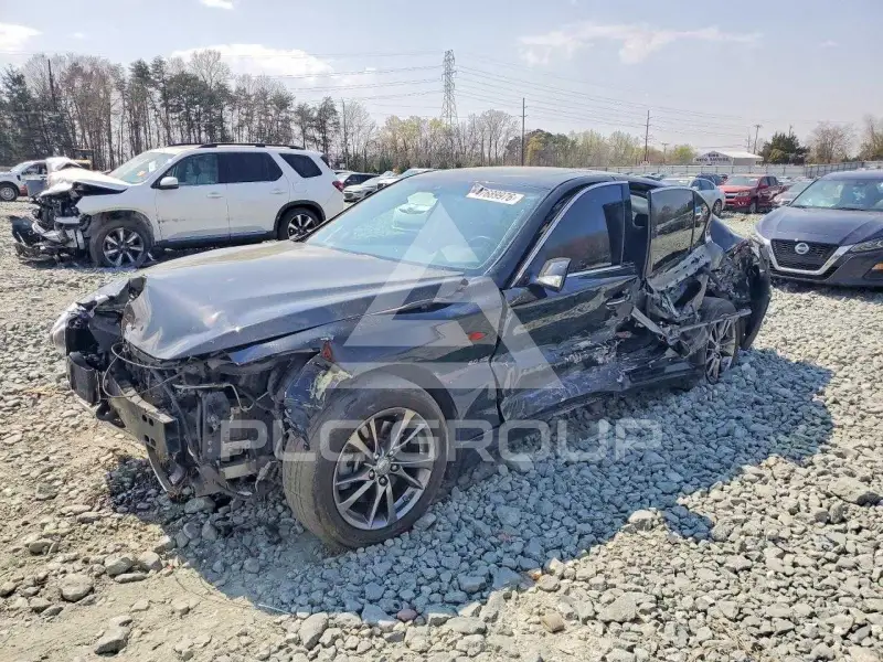 2017 Infinity Q50 photo