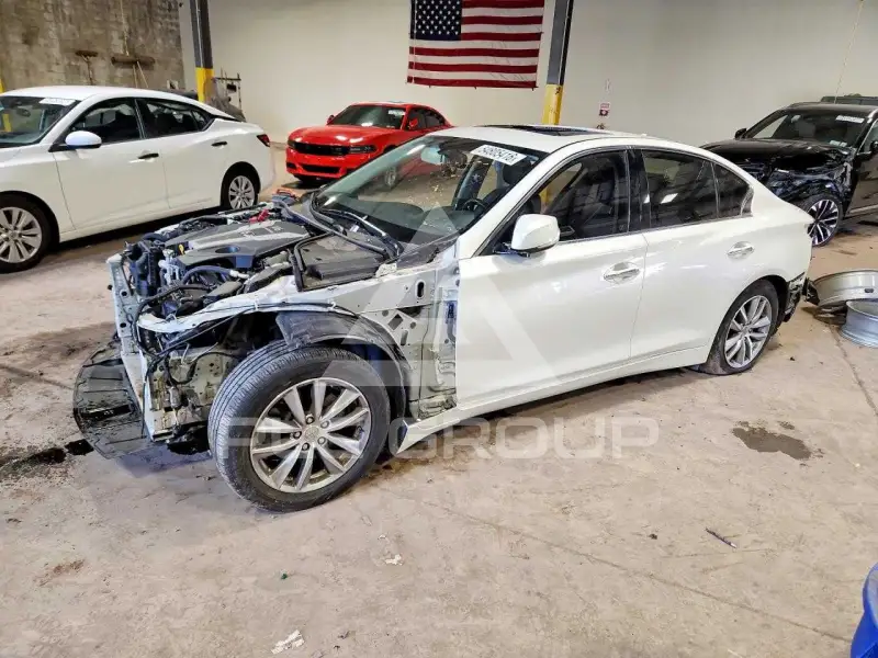 2017 Infinity Q50 photo