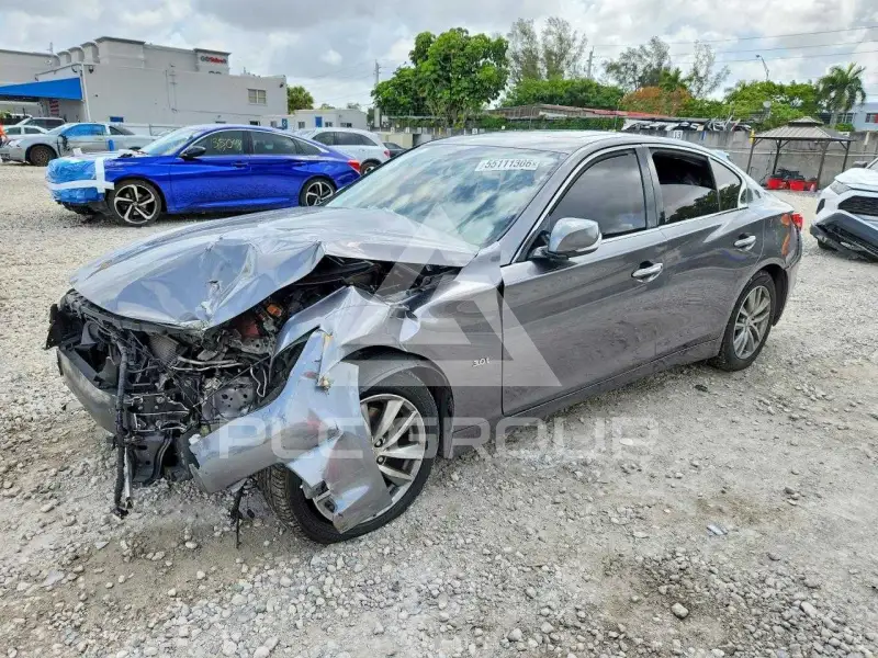 2017 Infinity Q50 фото
