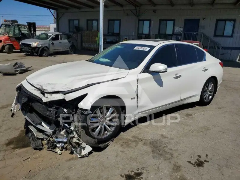 2017 Infinity Q50 photo