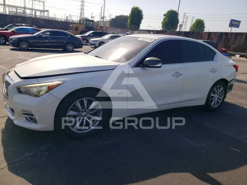 2017 Infinity Q50 фото