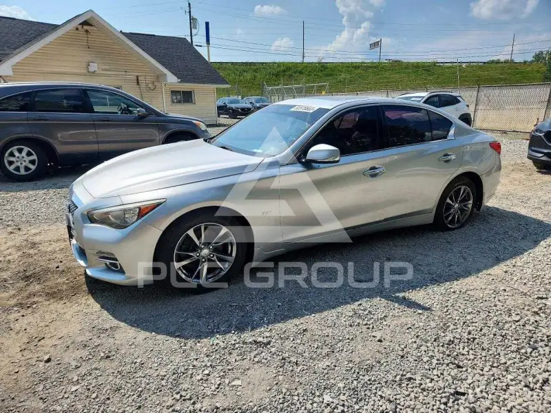 2017 Infinity Q50 фото