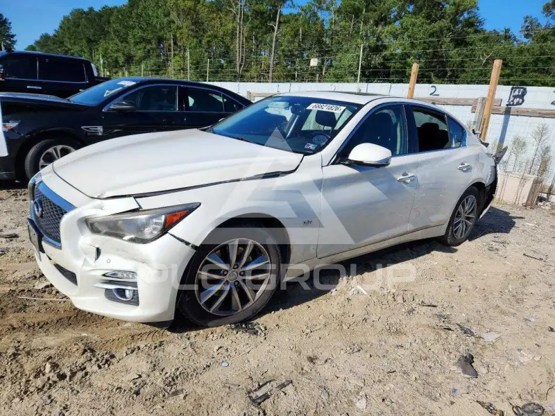 2017 Infinity Q50 фото