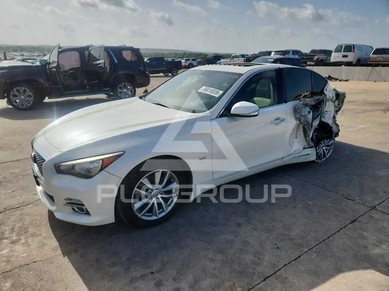 2017 Infinity Q50 фото