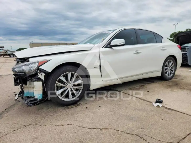 2017 Infinity Q50 фото
