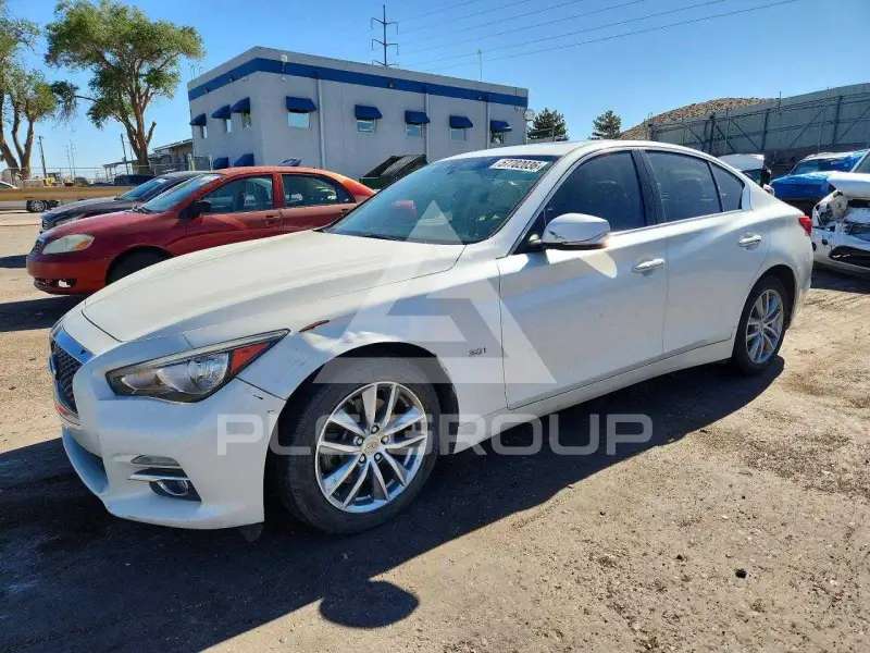 2017 Infinity Q50 photo