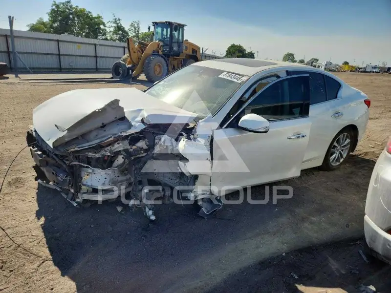 2017 Infinity Q50 photo