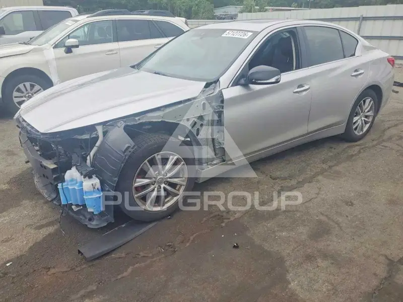 2017 Infinity Q50 фото