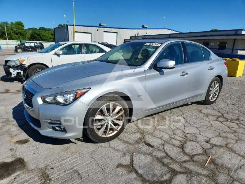 2017 Infinity Q50 фото