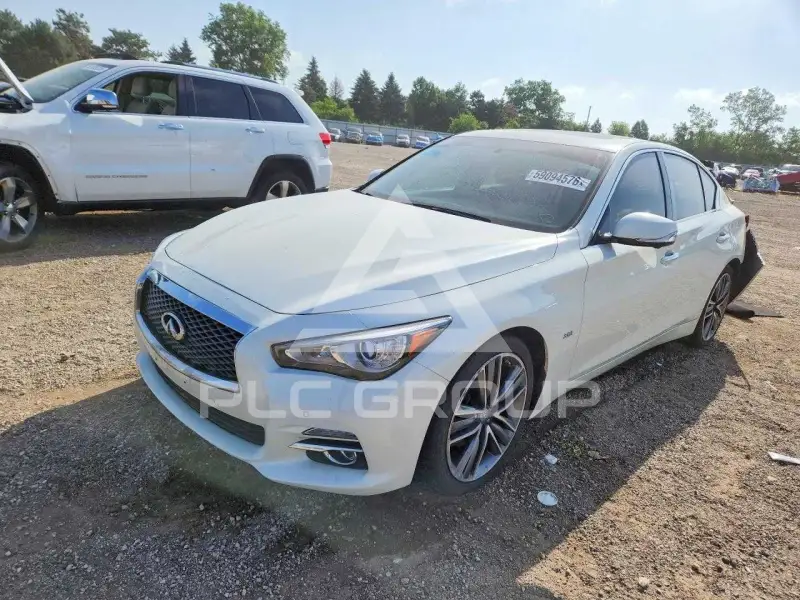 2017 Infinity Q50 фото