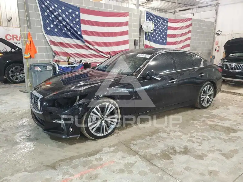 2017 Infinity Q50 фото