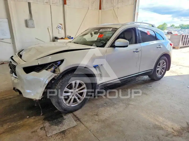 2017 Infinity QX70 фото