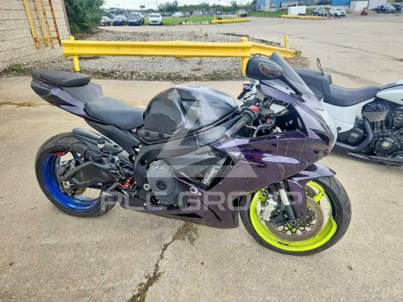 2017 Suzuki GSX фото