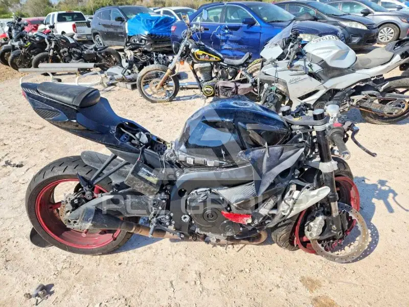 2017 Suzuki GSX photo