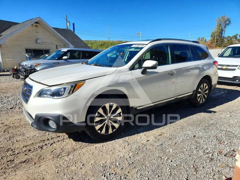 2017 Subaru Outback photo