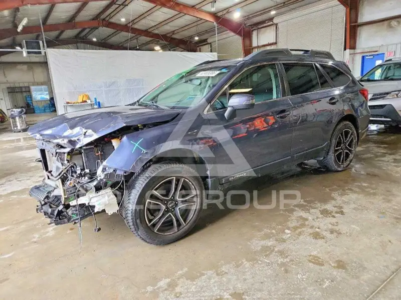 2017 Subaru Outback photo