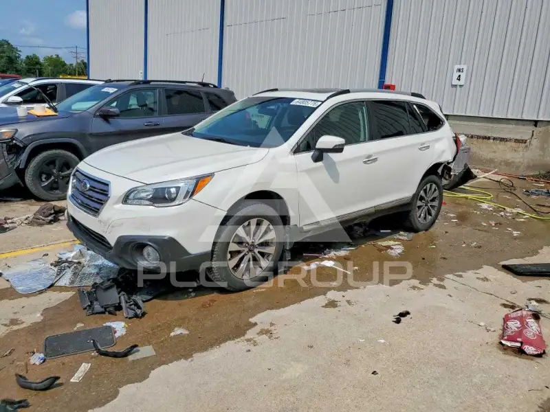 2017 Subaru Outback photo