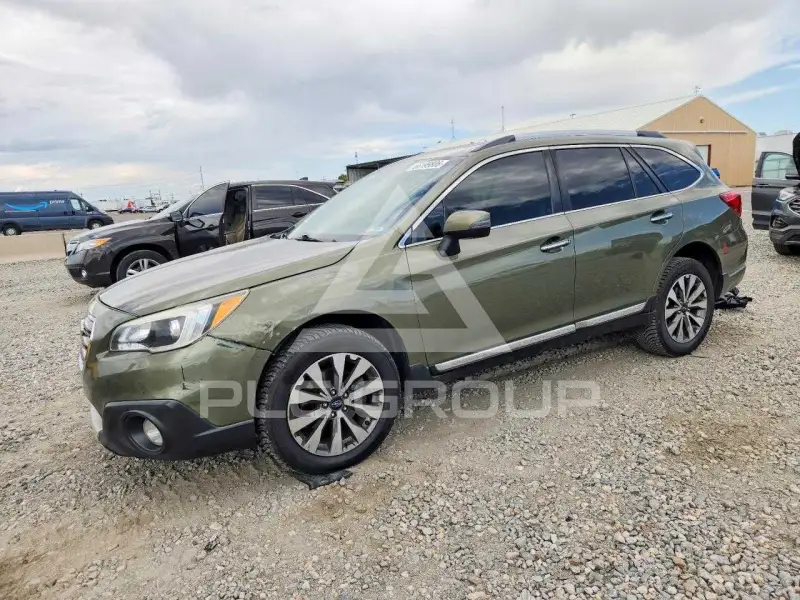 2017 Subaru Outback photo