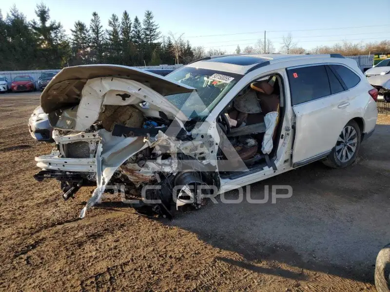 2017 Subaru Outback photo