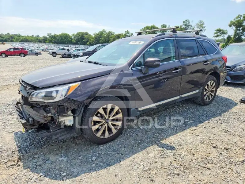 2017 Subaru Outback photo