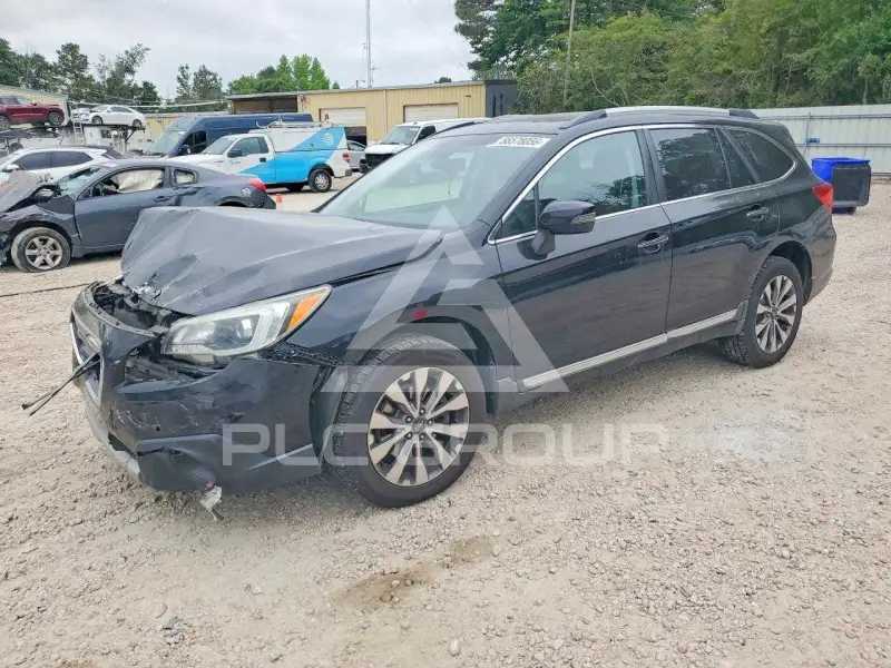 2017 Subaru Outback photo