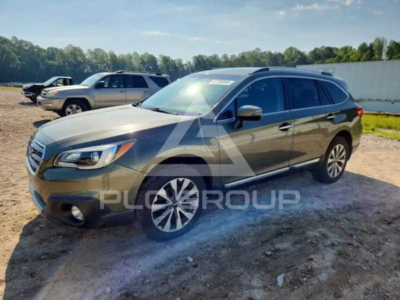 2017 Subaru Outback photo