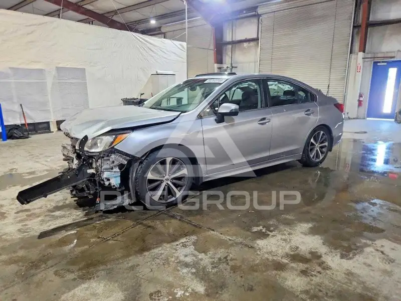 2017 Subaru Legacy фото