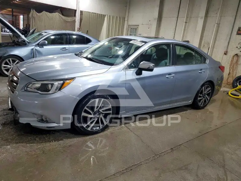 2017 Subaru Legacy photo